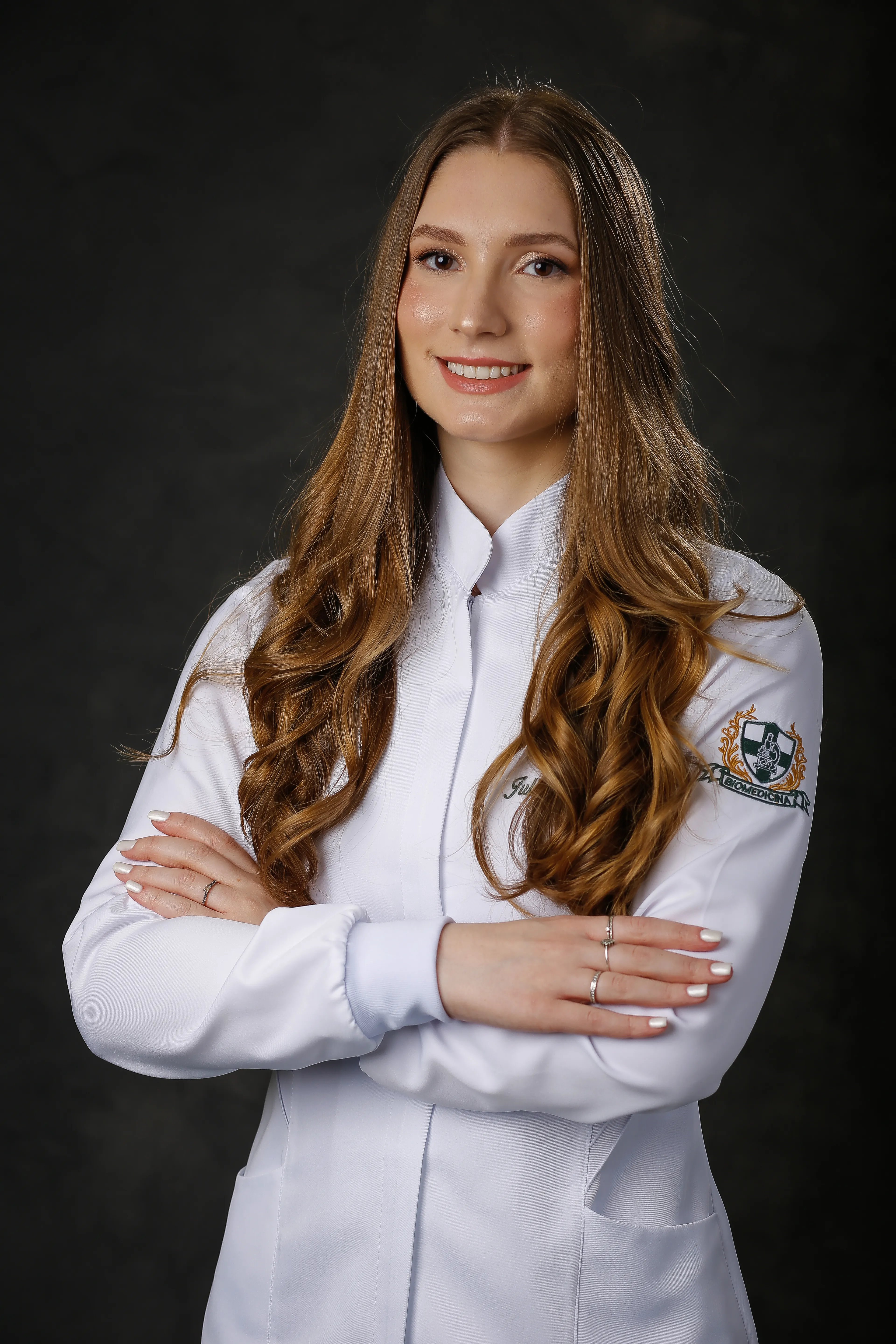 Dra. Julia Rebelatto com jaleco